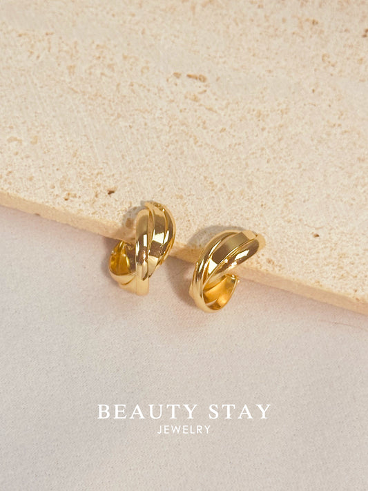 Gold plated versatile earrings-wave