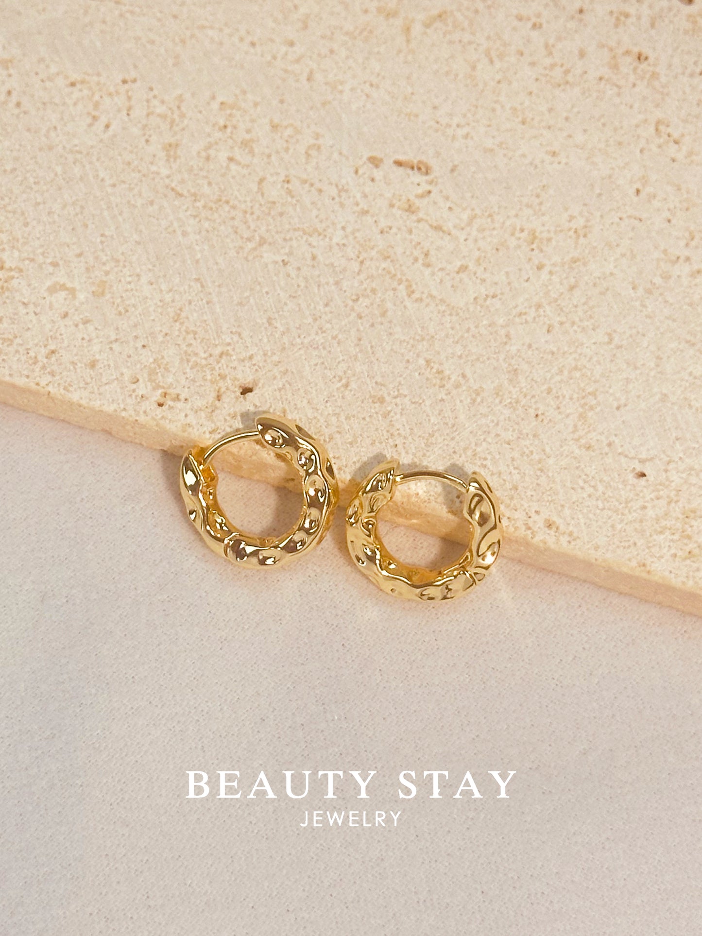 Gold plated versatile earrings-wave