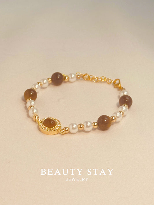 Baroque gold pearl bracelet-cat eye stone