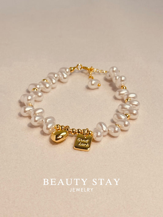 Baroque gold pearl bracelet-Love & Luck