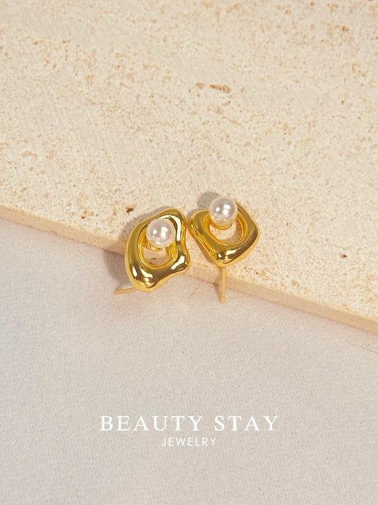 Gold plated versatile earrings-Peral